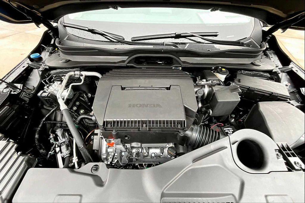 new 2025 Honda Pilot car, priced at $46,050