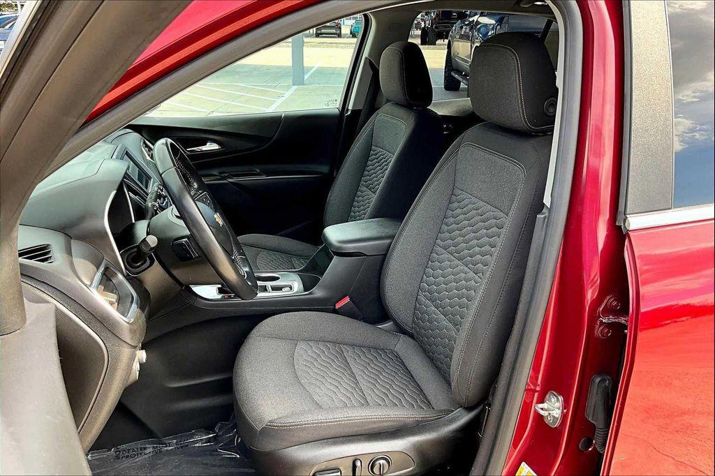 used 2021 Chevrolet Equinox car, priced at $18,471