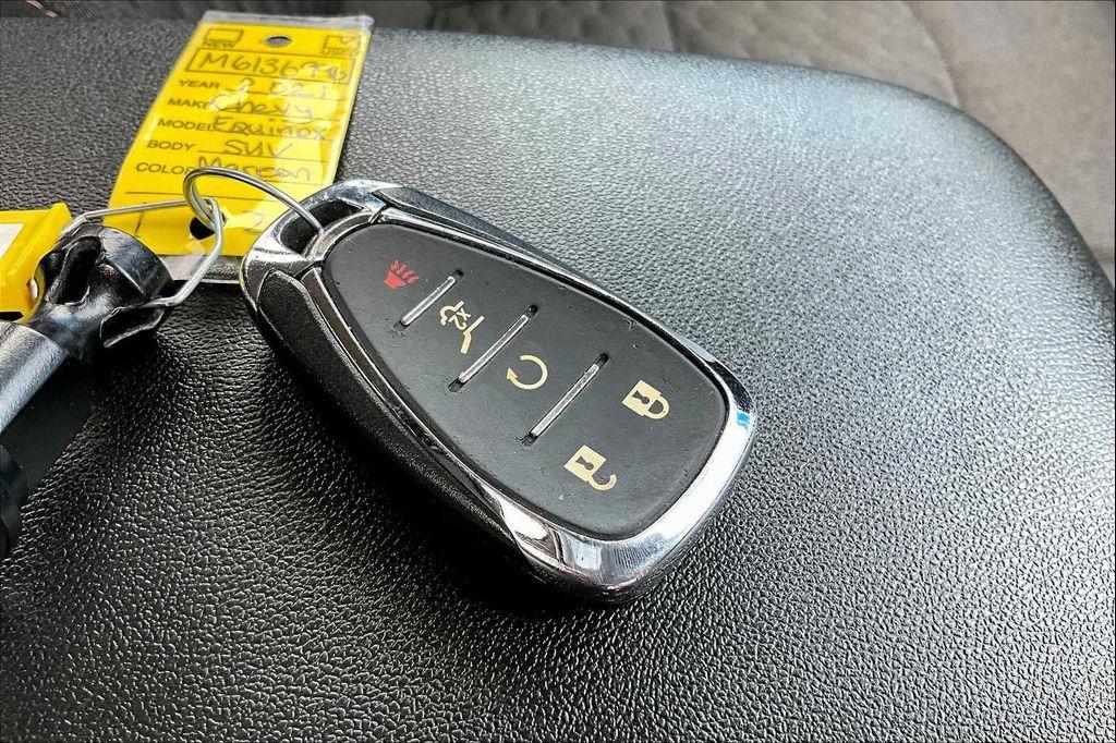 used 2021 Chevrolet Equinox car, priced at $18,471