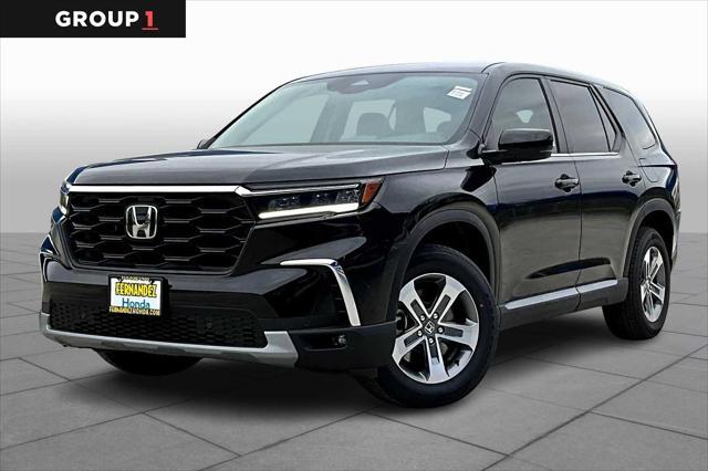 new 2025 Honda Pilot car, priced at $45,700
