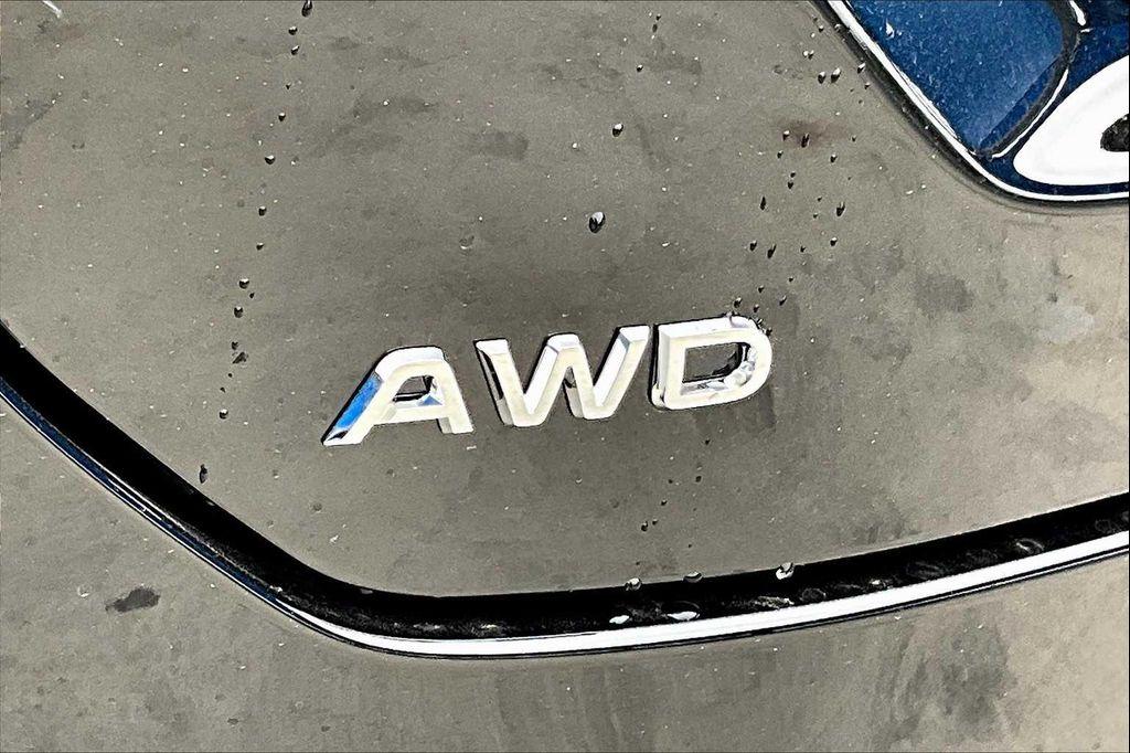 new 2025 Honda Pilot car, priced at $43,700