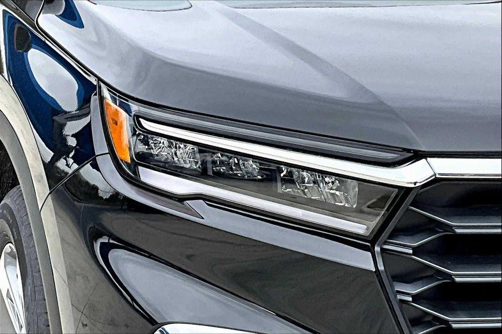 new 2025 Honda Pilot car, priced at $43,700