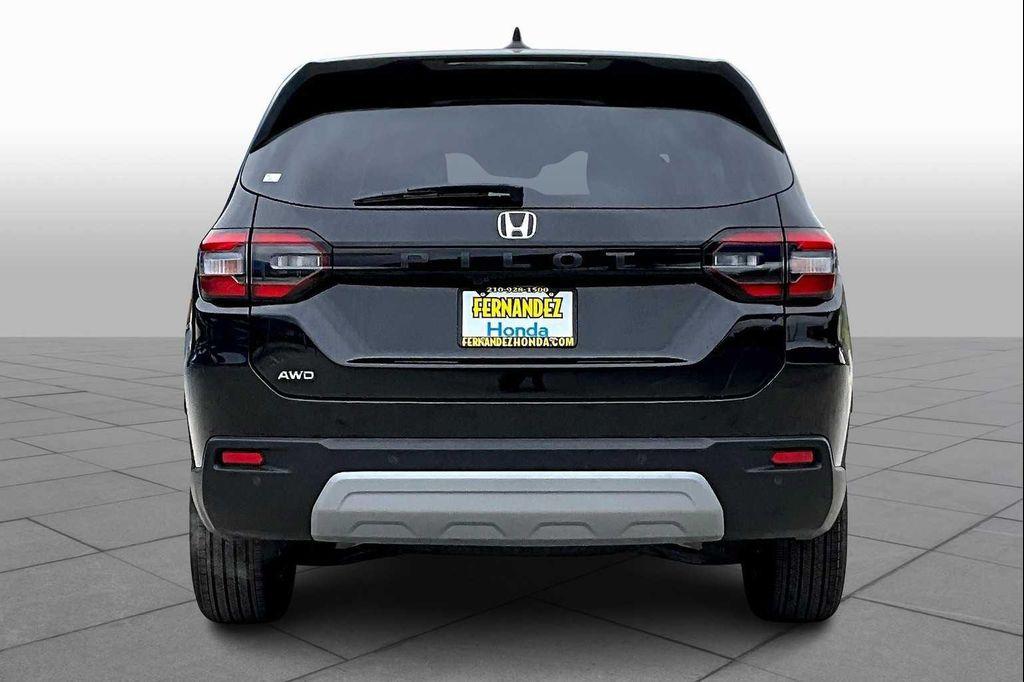 new 2025 Honda Pilot car, priced at $43,700
