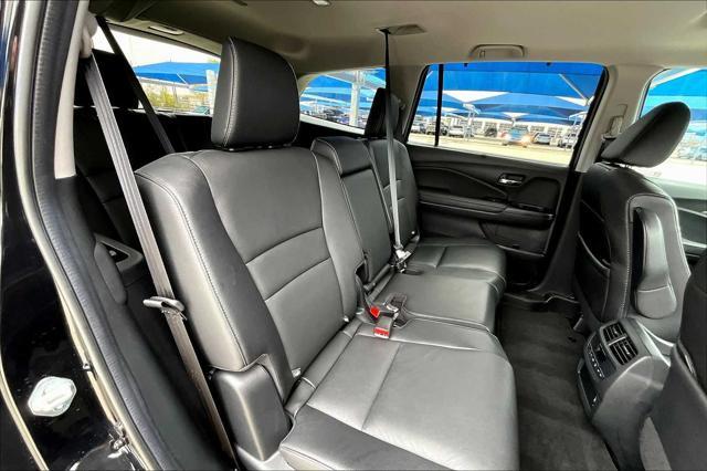 used 2022 Honda Pilot car, priced at $31,125