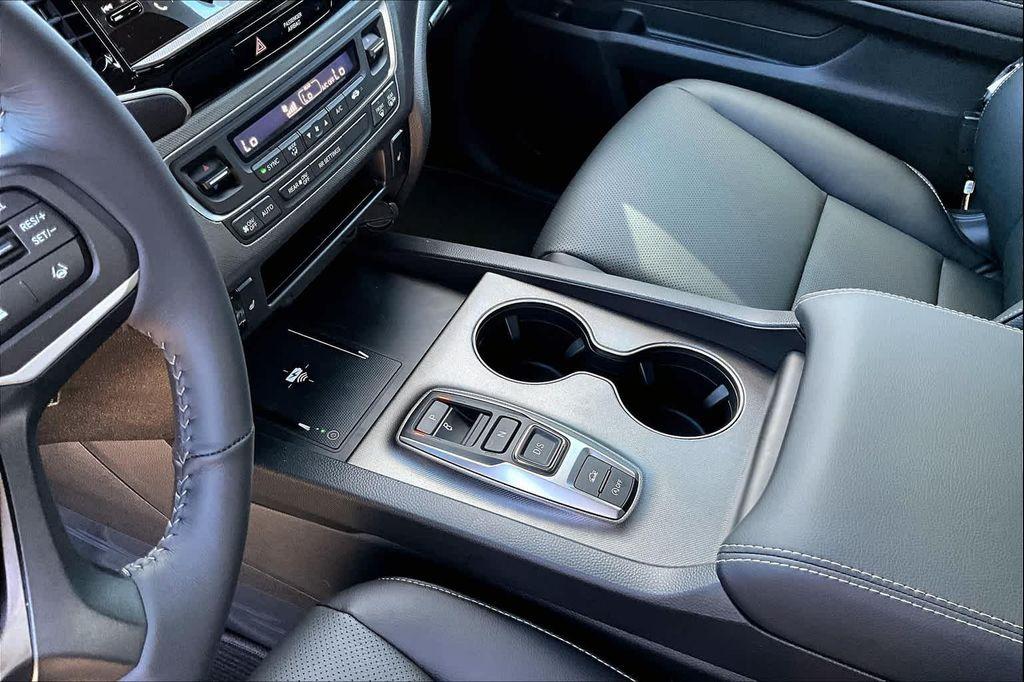 new 2025 Honda Ridgeline car, priced at $44,885