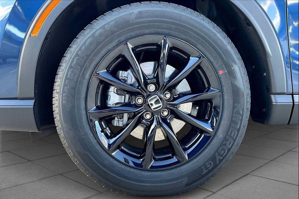 new 2026 Honda CR-V Hybrid car, priced at $40,175