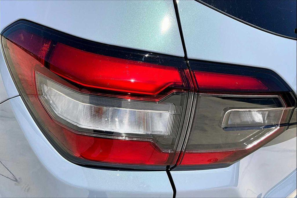 new 2025 Honda Pilot car, priced at $49,350