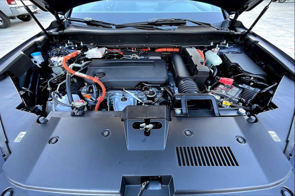 new 2026 Honda CR-V Hybrid car, priced at $41,675