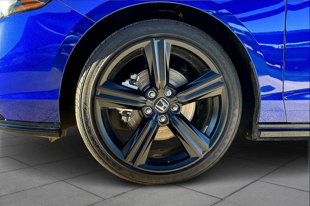 new 2025 Honda Accord Hybrid car, priced at $35,995