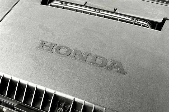 new 2025 Honda Pilot car, priced at $50,850