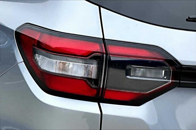 new 2025 Honda Pilot car, priced at $50,850