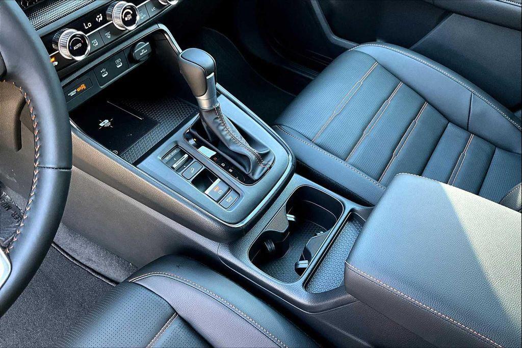 new 2026 Honda CR-V Hybrid car, priced at $40,175