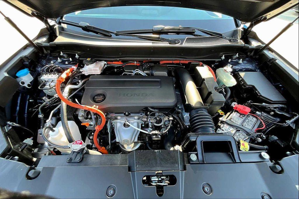 new 2026 Honda CR-V Hybrid car, priced at $40,175