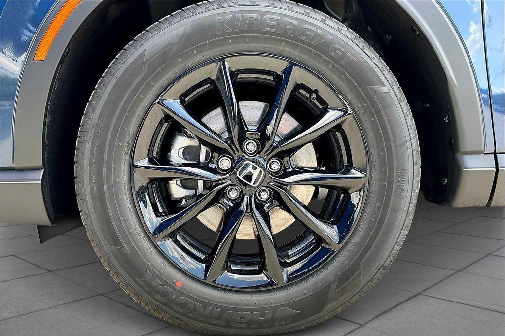 new 2026 Honda CR-V Hybrid car, priced at $37,025