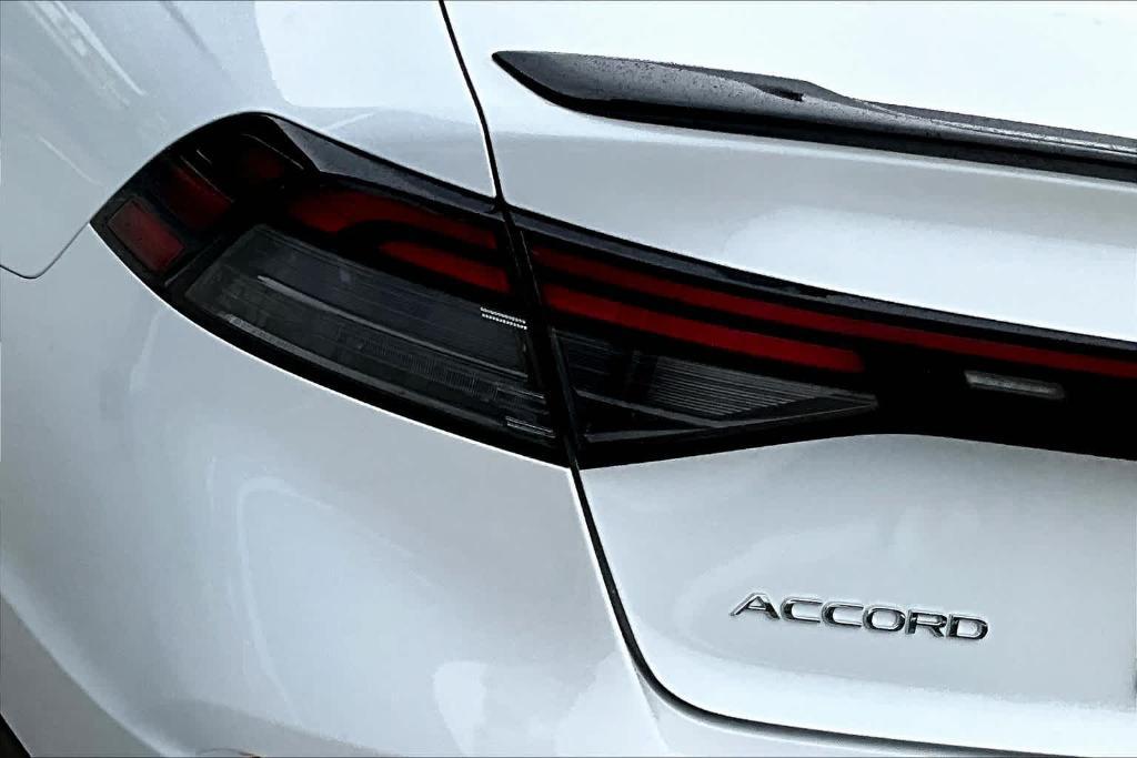 new 2024 Honda Accord Hybrid car, priced at $32,811