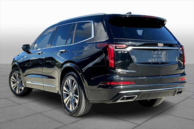 used 2022 Cadillac XT6 car, priced at $37,090