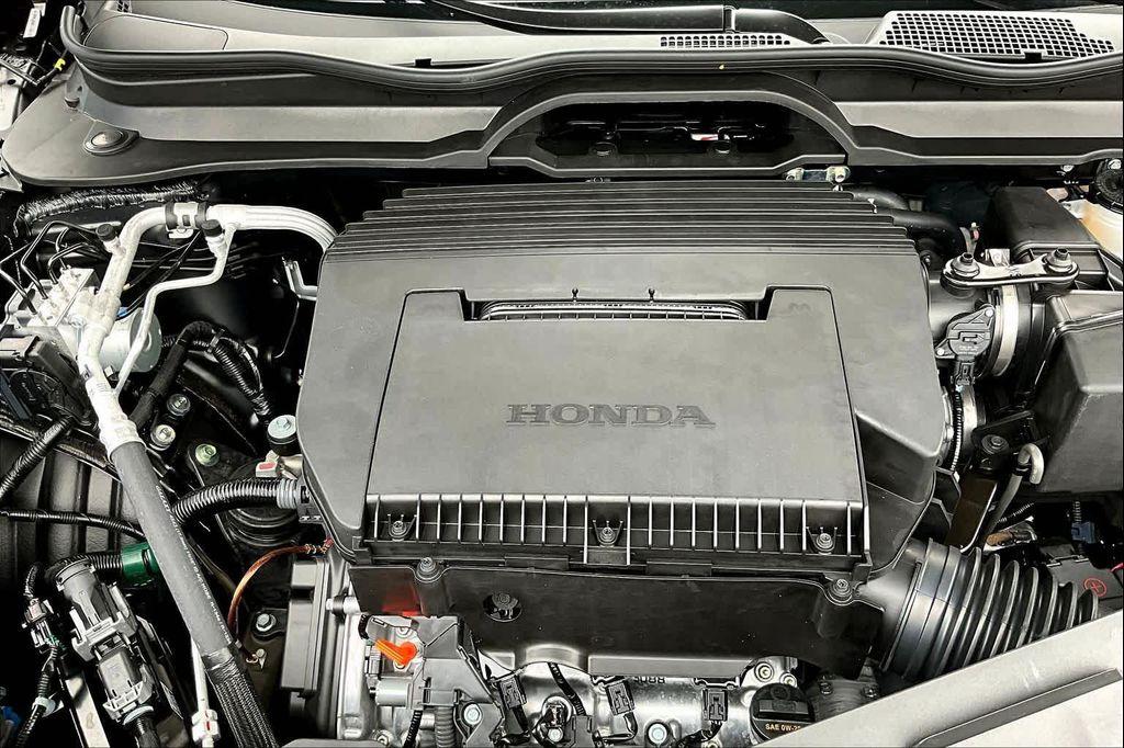 new 2025 Honda Pilot car, priced at $47,825