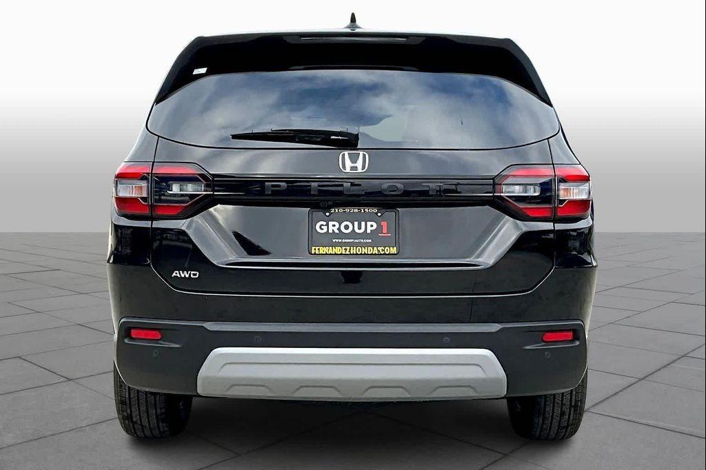 new 2025 Honda Pilot car, priced at $47,825