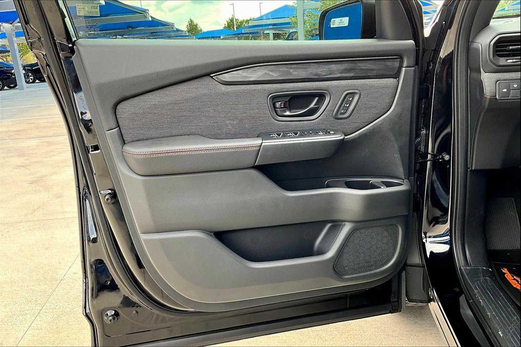 new 2026 Honda Passport car, priced at $50,165