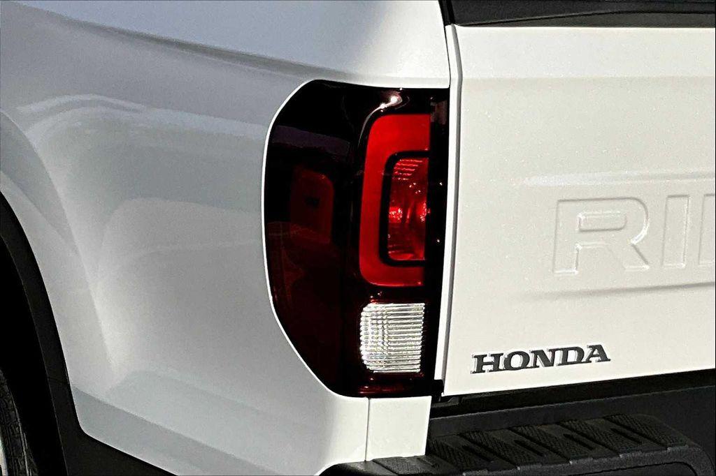 new 2025 Honda Ridgeline car, priced at $44,885