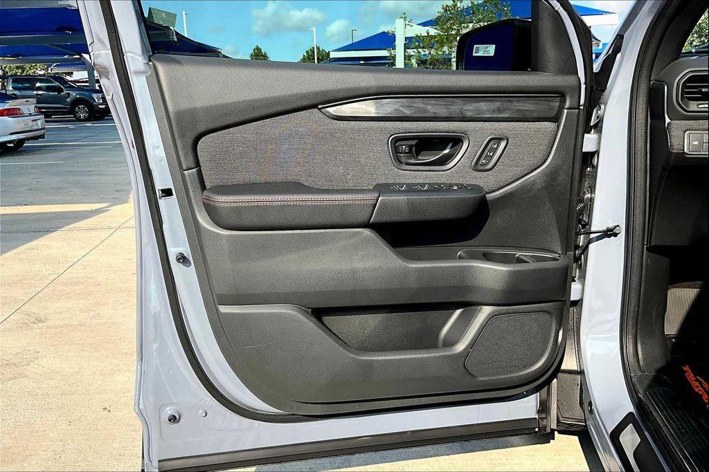 new 2026 Honda Passport car, priced at $50,660