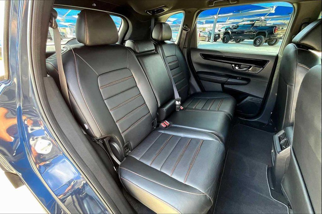 used 2025 Honda CR-V Hybrid car, priced at $37,980