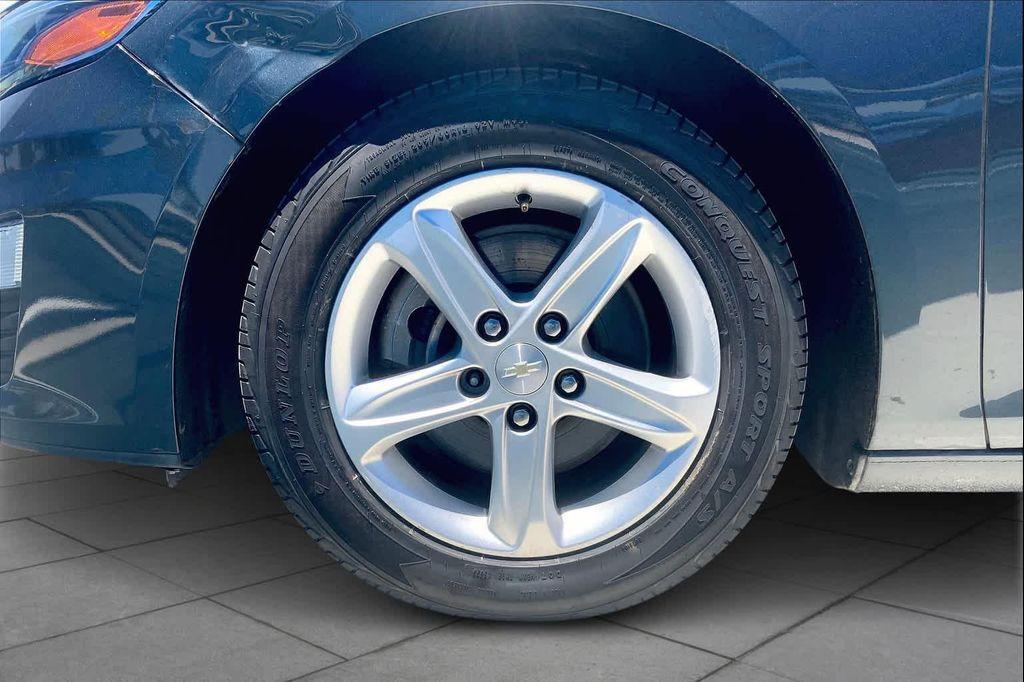 used 2019 Chevrolet Malibu car, priced at $11,663