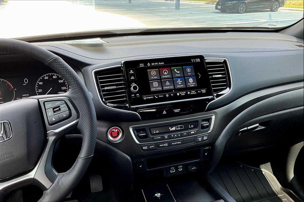 new 2025 Honda Ridgeline car, priced at $44,117