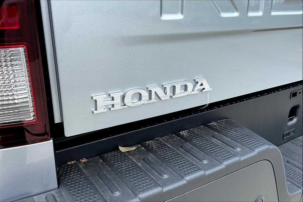 new 2025 Honda Ridgeline car, priced at $44,117