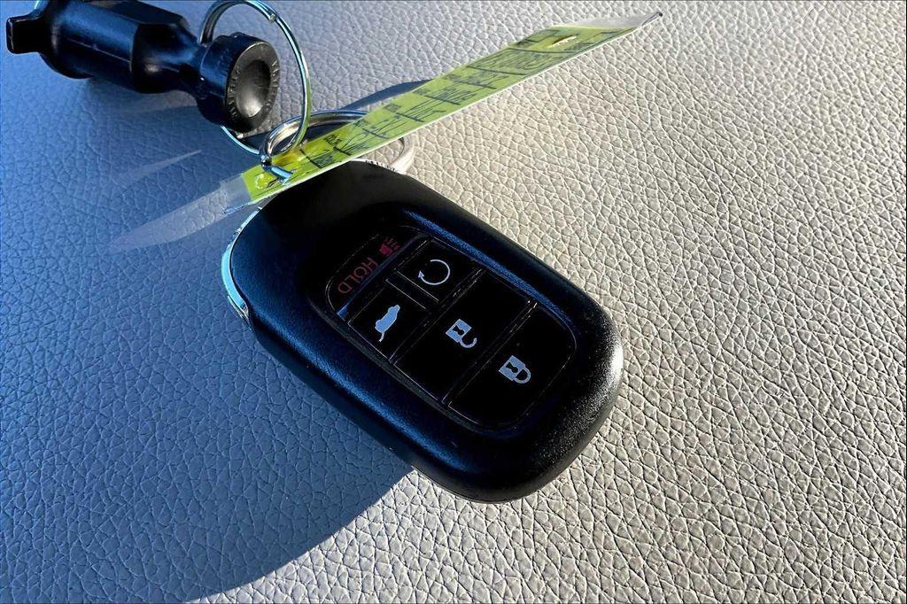 used 2023 Honda Pilot car, priced at $34,890