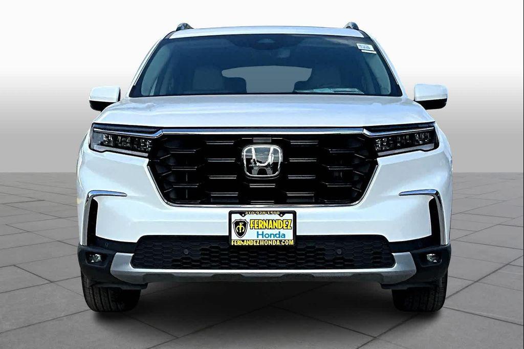 new 2025 Honda Pilot car, priced at $52,235