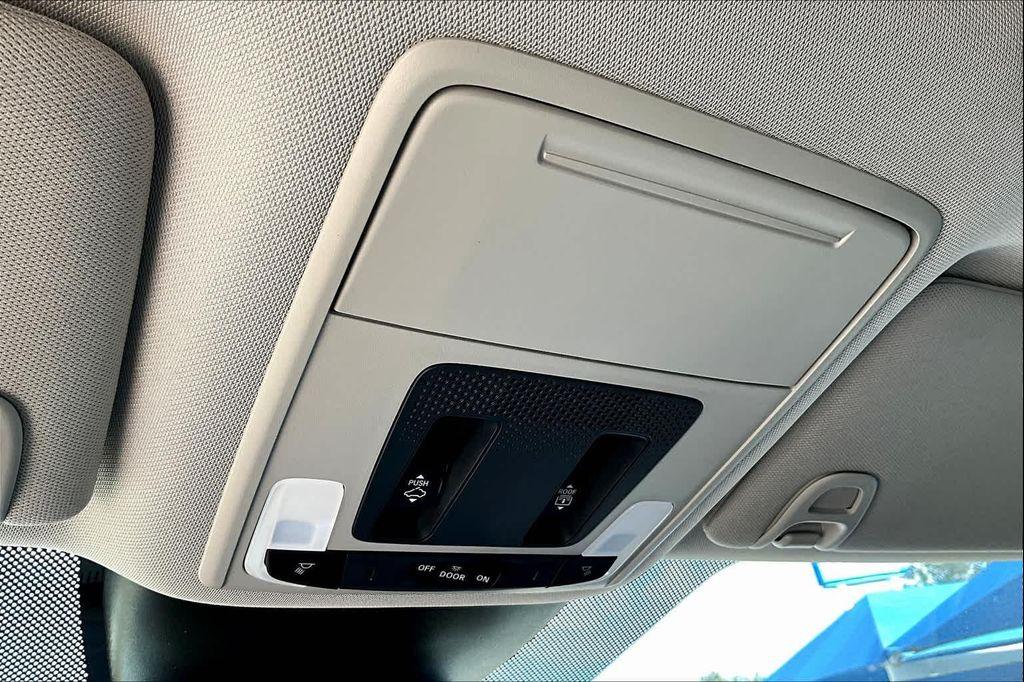 new 2025 Honda Pilot car, priced at $52,235
