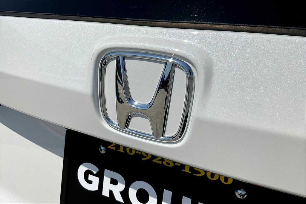 new 2026 Honda CR-V Hybrid car, priced at $37,535