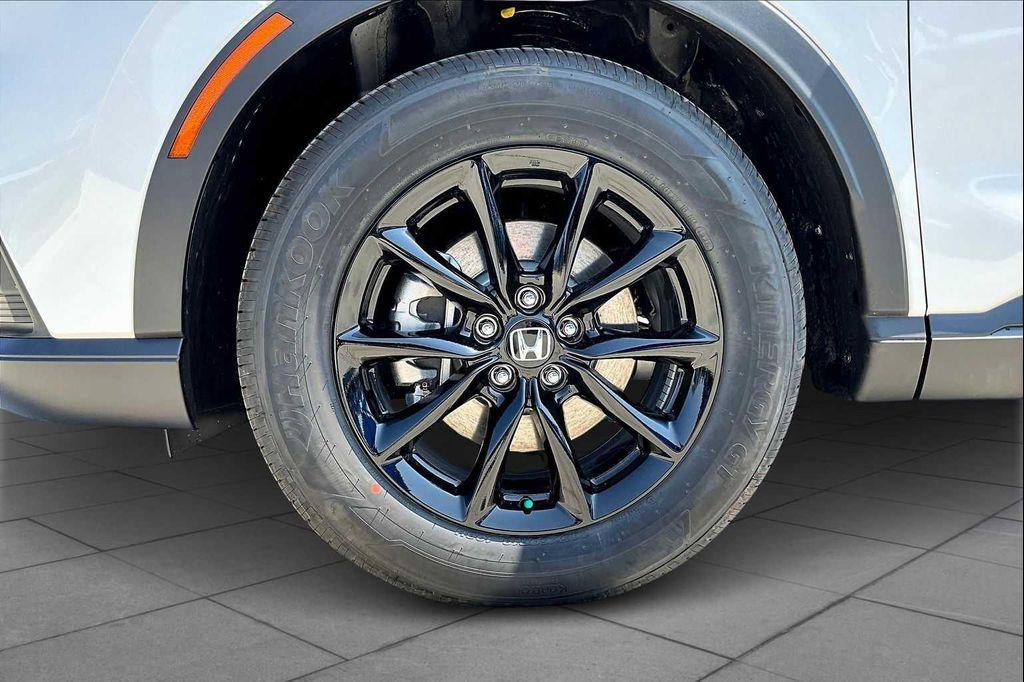new 2026 Honda CR-V Hybrid car, priced at $37,535