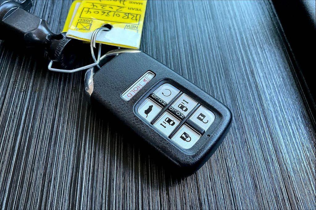 used 2024 Honda Odyssey car, priced at $38,480