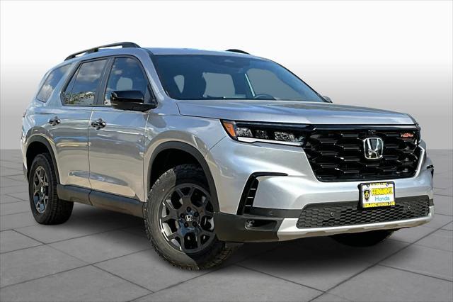 new 2025 Honda Pilot car, priced at $50,975