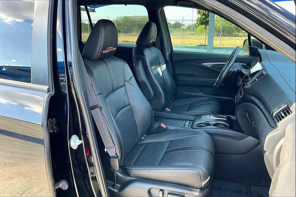 used 2023 Honda Passport car, priced at $32,291