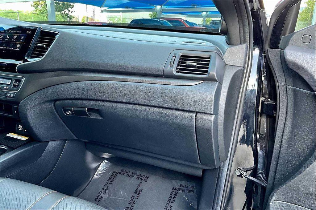 used 2023 Honda Passport car, priced at $32,291