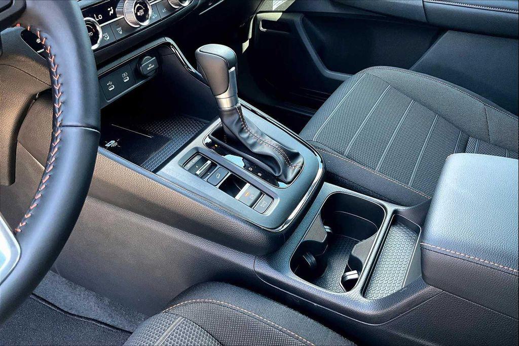 new 2026 Honda CR-V Hybrid car, priced at $37,080