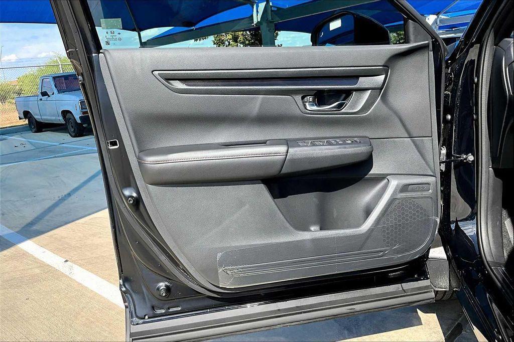 new 2026 Honda CR-V Hybrid car, priced at $37,080