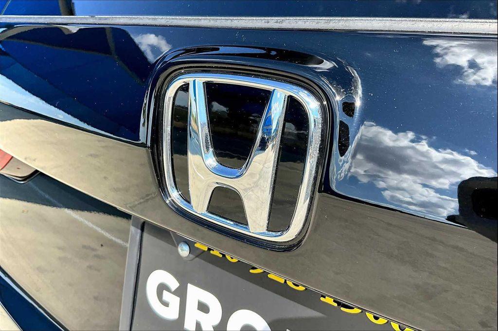 new 2026 Honda CR-V Hybrid car, priced at $37,080