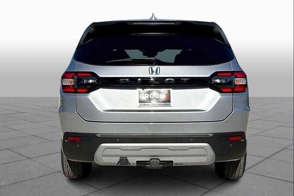 used 2025 Honda Pilot car, priced at $42,980