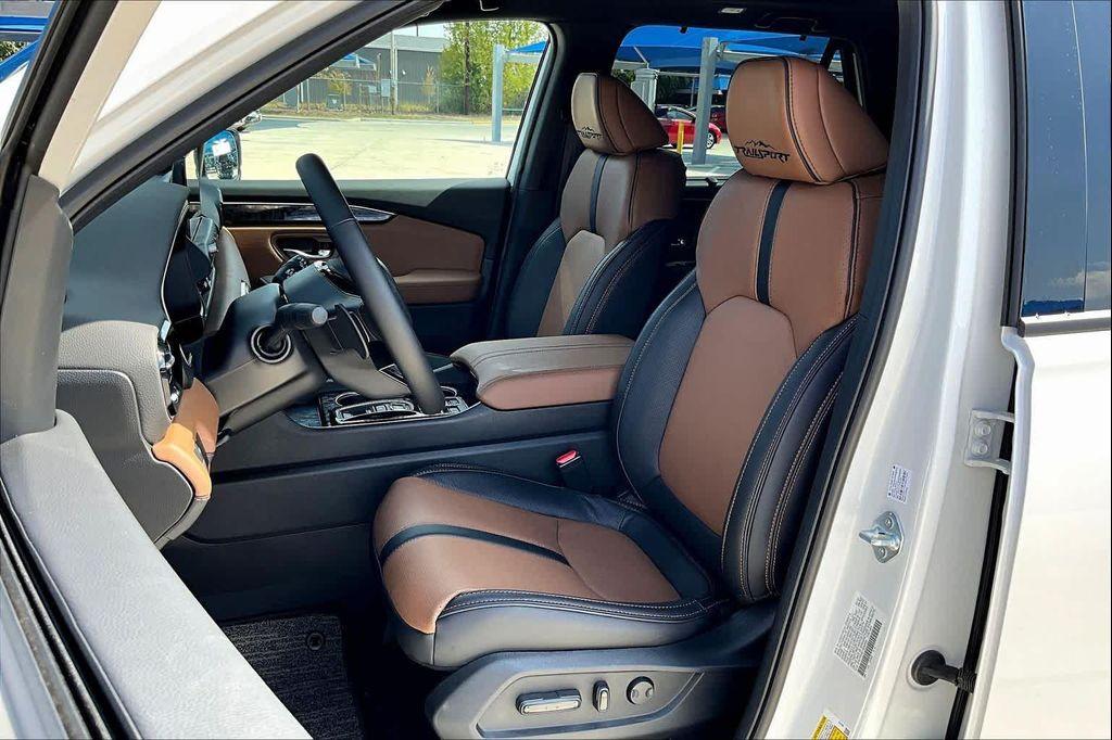 new 2026 Honda Passport car, priced at $55,600