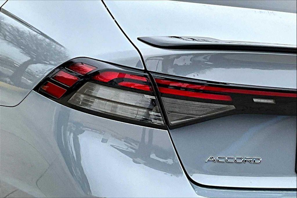 new 2025 Honda Accord Hybrid car, priced at $35,260