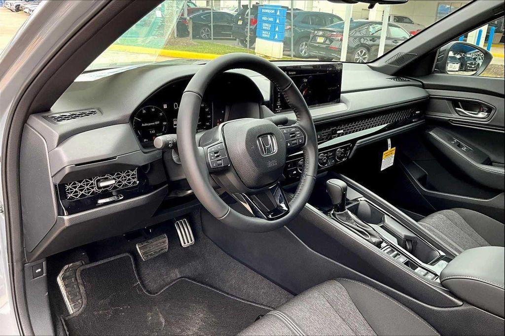 new 2025 Honda Accord Hybrid car, priced at $35,260