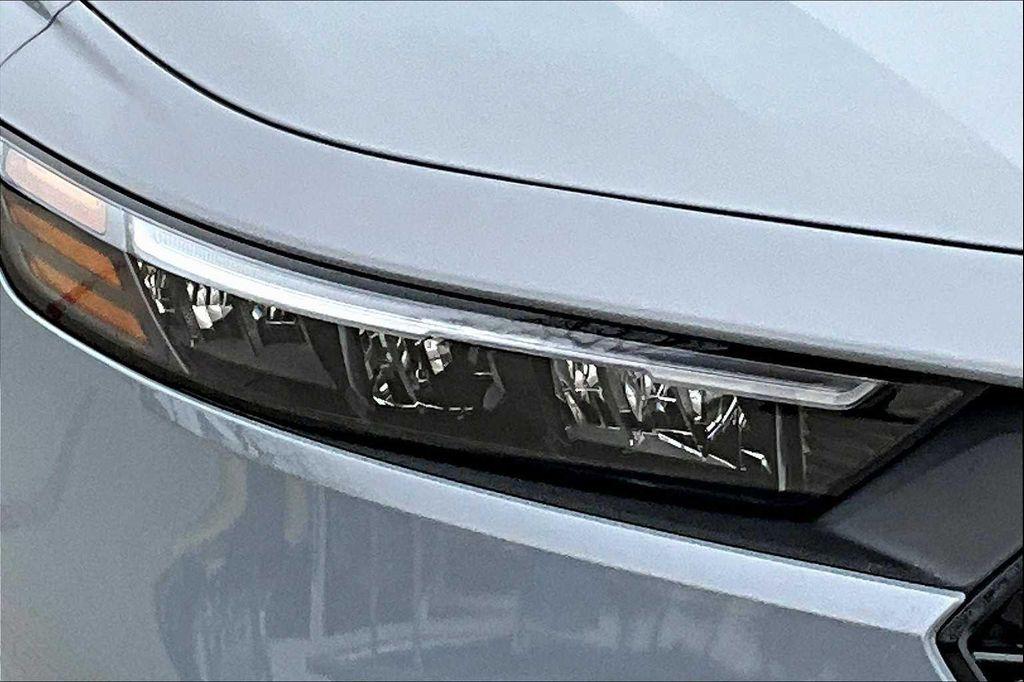 new 2025 Honda Accord Hybrid car, priced at $35,260