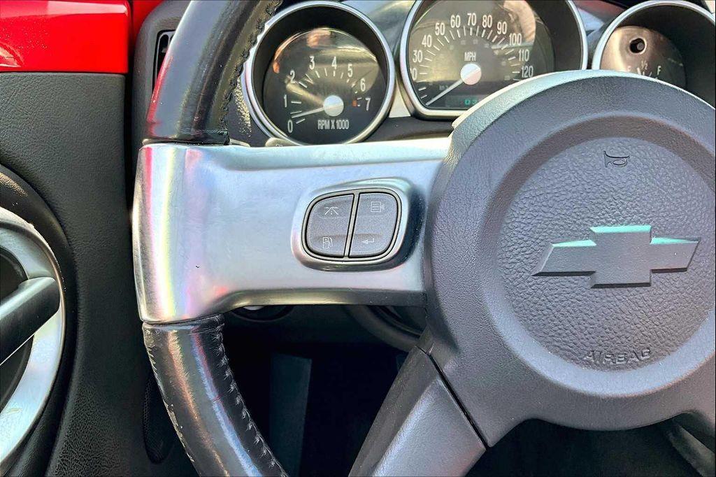 used 2005 Chevrolet SSR car, priced at $20,979