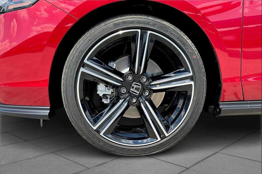 new 2025 Honda Accord Hybrid car, priced at $35,305