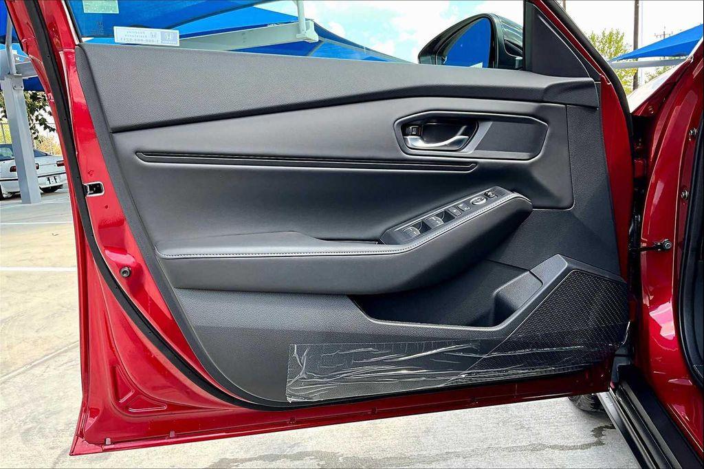 new 2025 Honda Accord Hybrid car, priced at $35,305