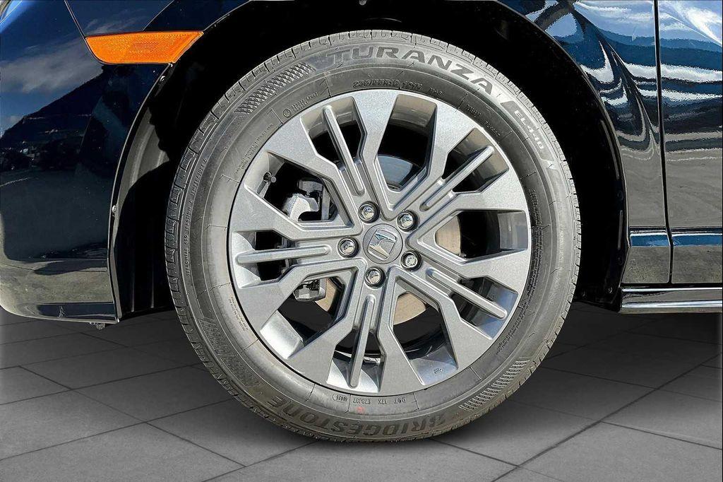 new 2026 Honda Odyssey car, priced at $48,990